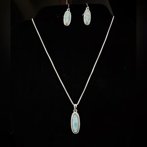 Elegant sterling Silver Necklace and Earring Set beautiful Larimar‎ stones.